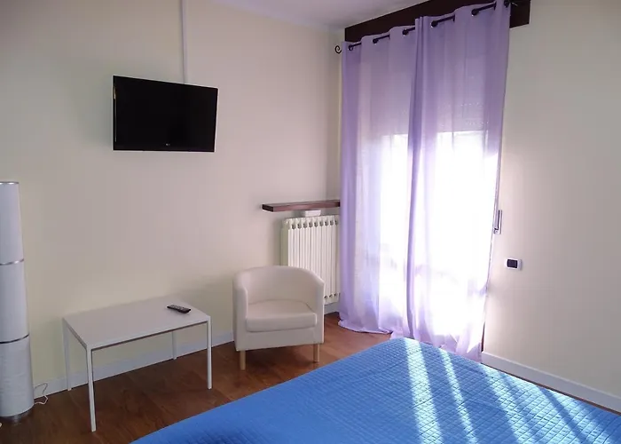 Casa Damoli Неграр